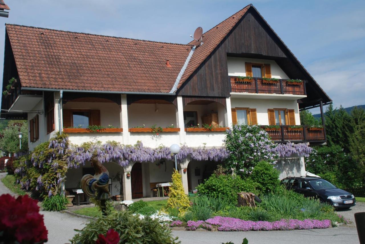 Gaestehaus Der Gamser Winzerstube Bad Gams Exterior photo